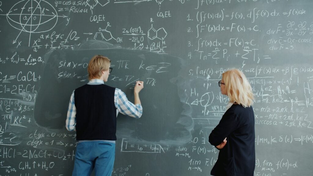 profesores practicando ejercicios